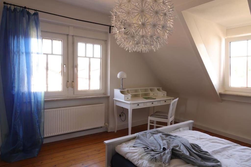 Charmante, Grosszuegige Ferienwohnung Villa Fleurie Bretten Eksteriør billede
